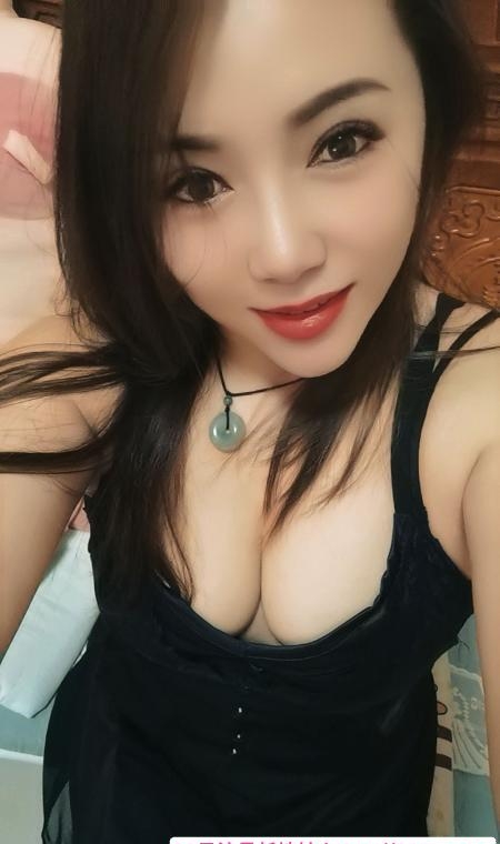 风骚服务好的少妇 1