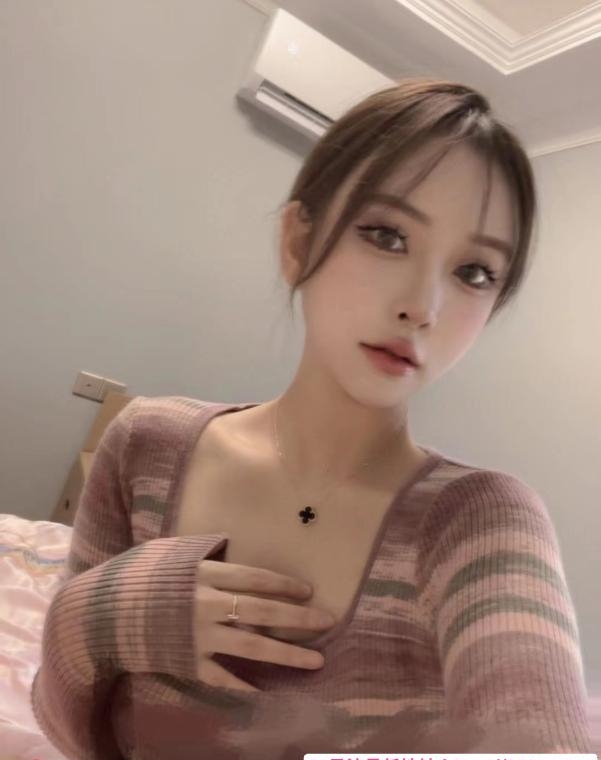 武汉小美女 1