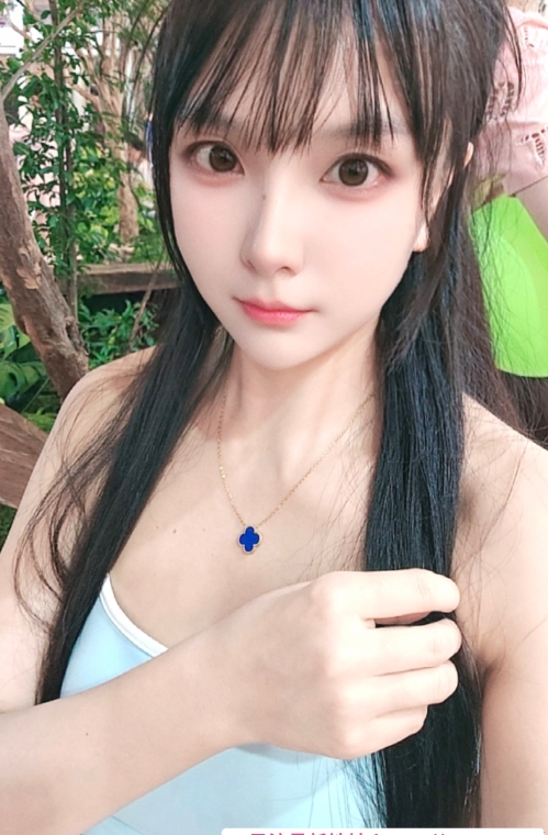 三点粉青青 1