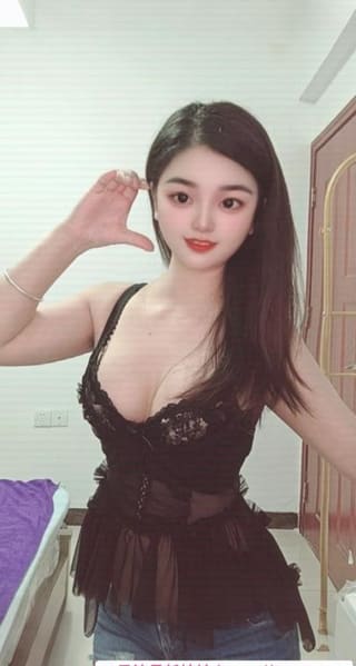 白云御姐樱桃