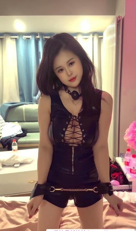 SM调教骚妇安妮 1