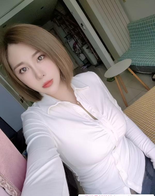 赵巷气质少妇萍儿 1