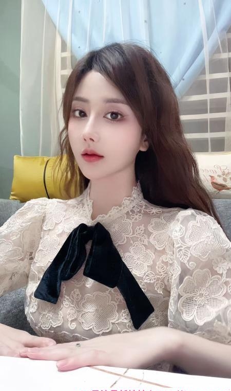 火辣颜值小千代 1
