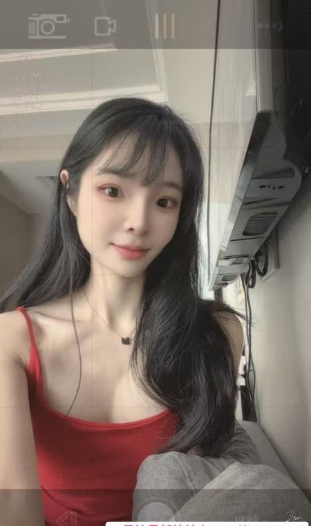 美女胚子小蝶 1