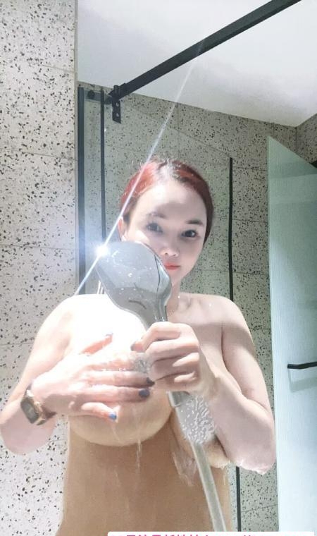 市中心超骚的一姐 1