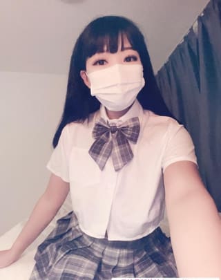 学生装嫩妹可乐