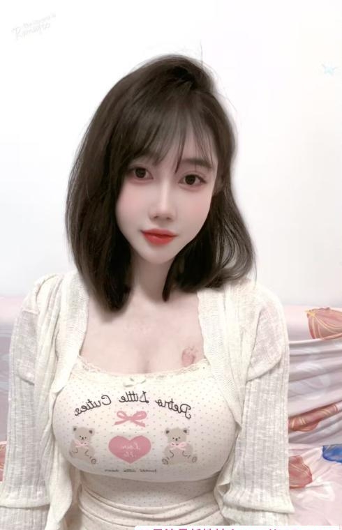 N次返食巨乳圆圆 1