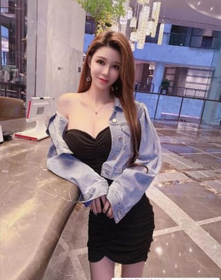 蜜桃臀艾琳