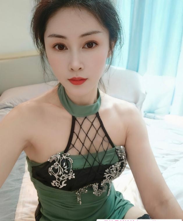 服务系风骚糖琳 1