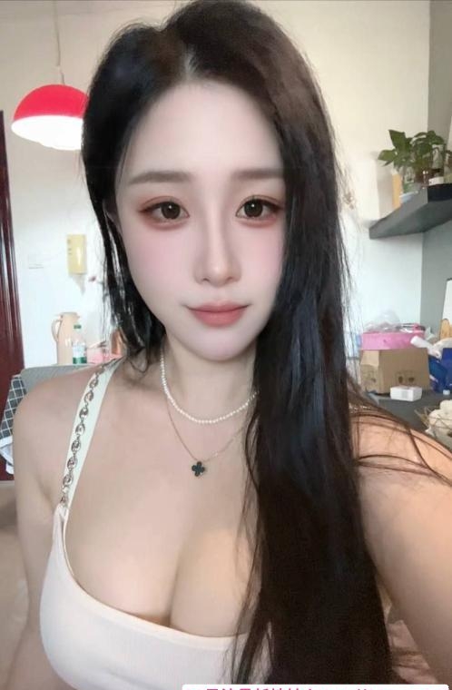 浦东白皙性感鱼鱼 1