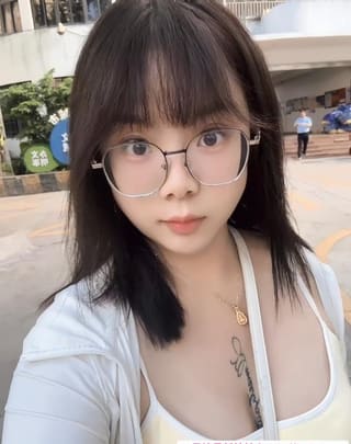 龙岗健身美女扶摇