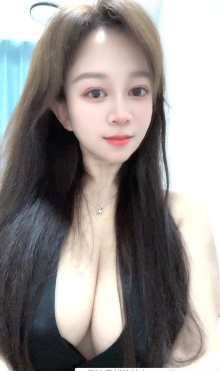 上城东站大胸倩倩 2