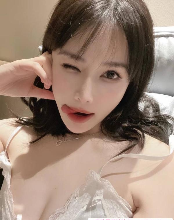 细腰翘臀女友感老师 2