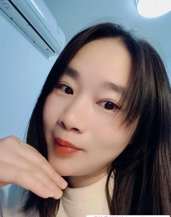 大胸肥臀小姐姐 2