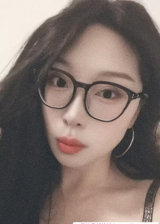 天河眼镜少妇芯芯 2