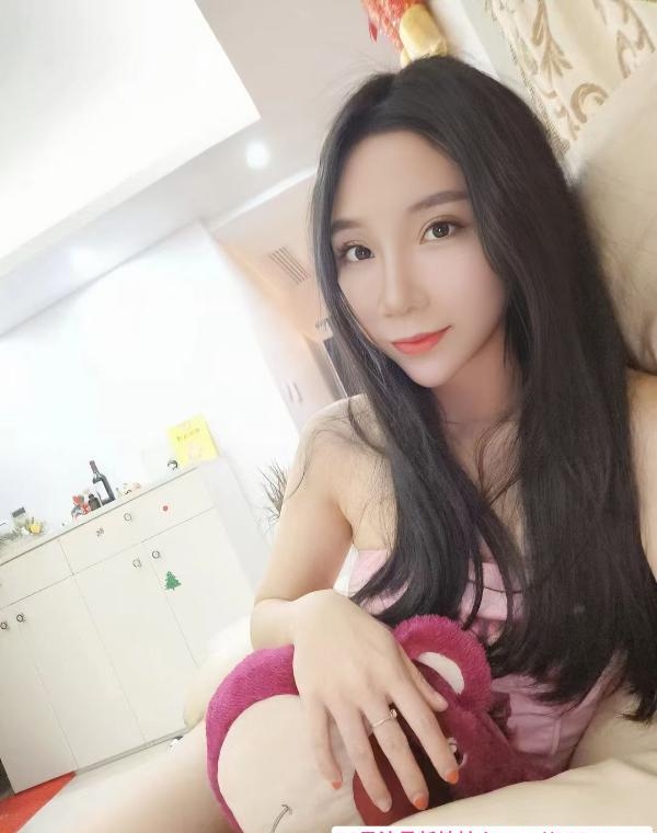 城西银泰温柔小蜜蜂 2