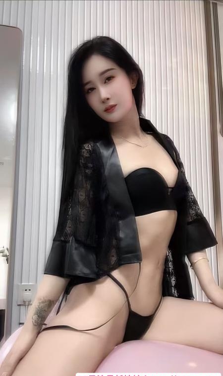 新牌坊骚妹安安 2