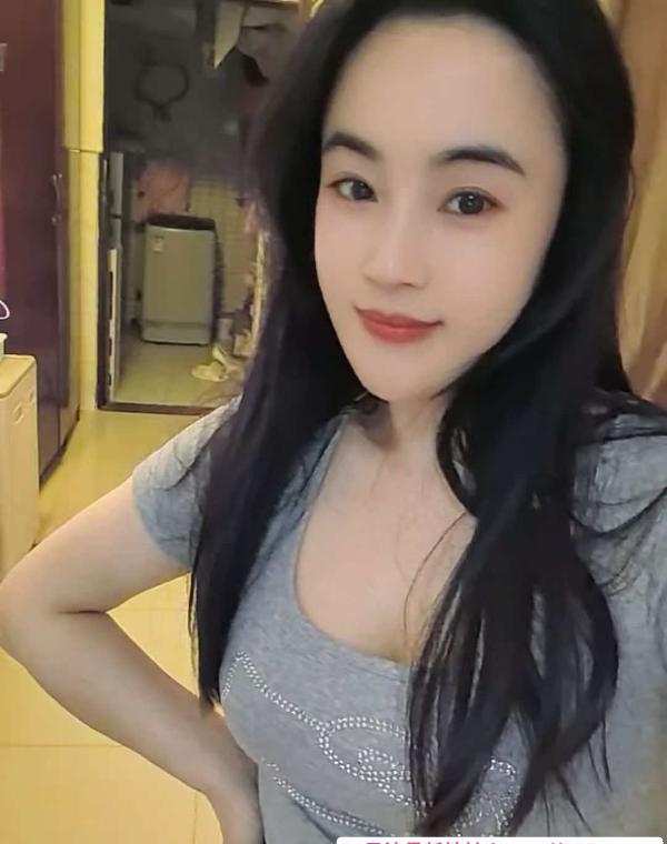 风骚身材珊珊老师 2