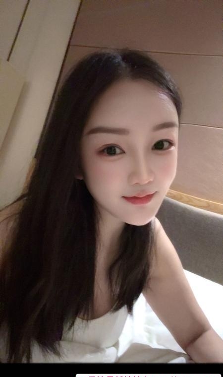 女友感护士楚依 2