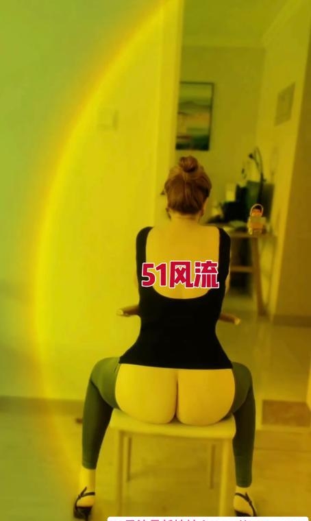 激情大奶潮喷一米高 3