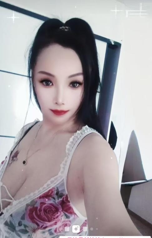 闵行大奶骚妇小丽 3