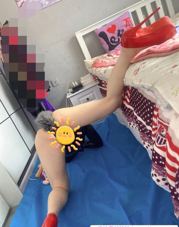 徐汇喷水三通熟妇 3