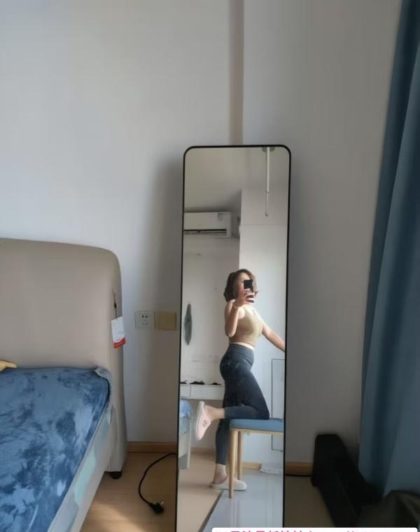 纯莞式夹b小骚妇 3