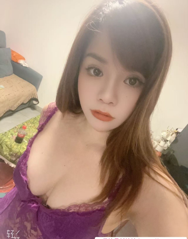 闵行潮喷骚妹 3