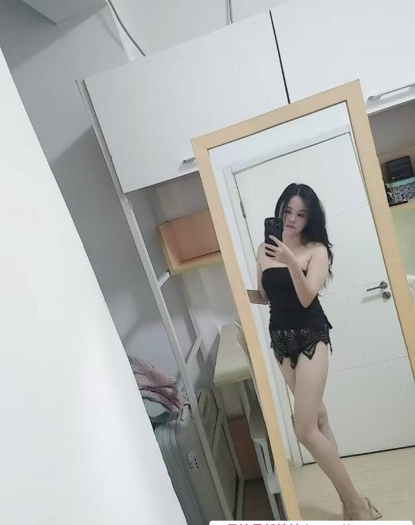 风韵性感服务好妹子 3