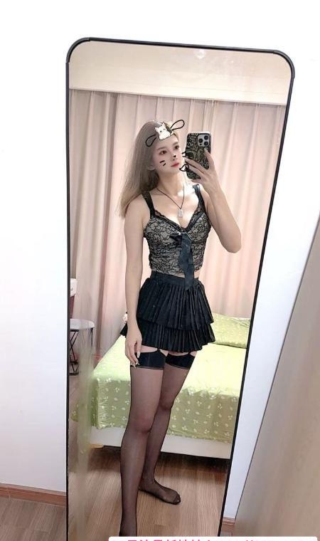 浦东性感服务控云朵 3