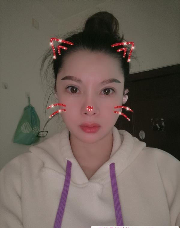 亮马桥附近肥臀小少妇 3