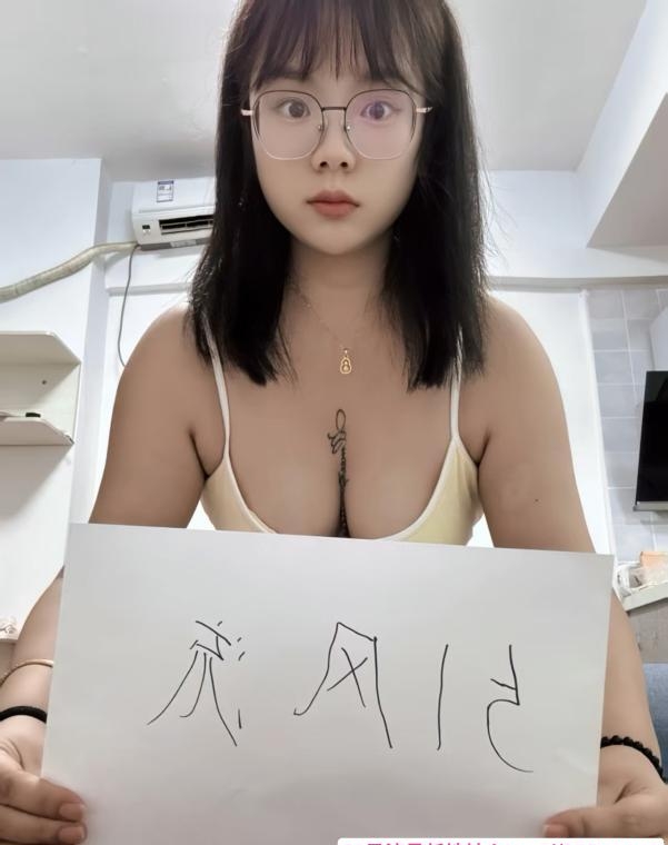 龙岗健身美女扶摇 3