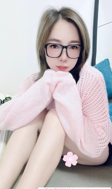 广州眼镜轻熟姐 4