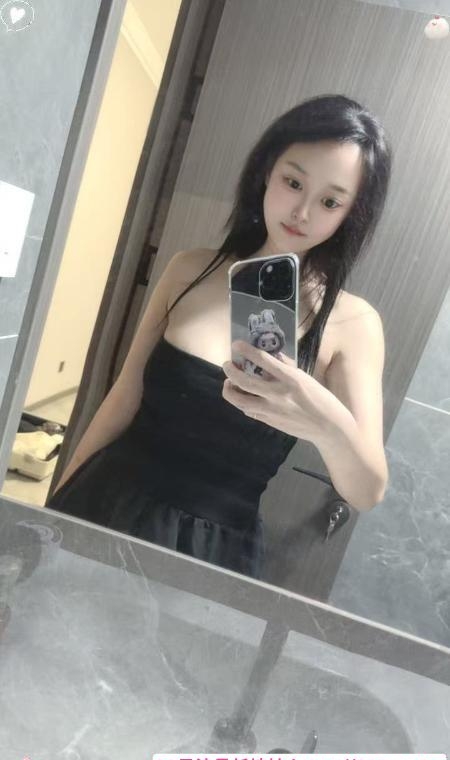 白云雨菲 4