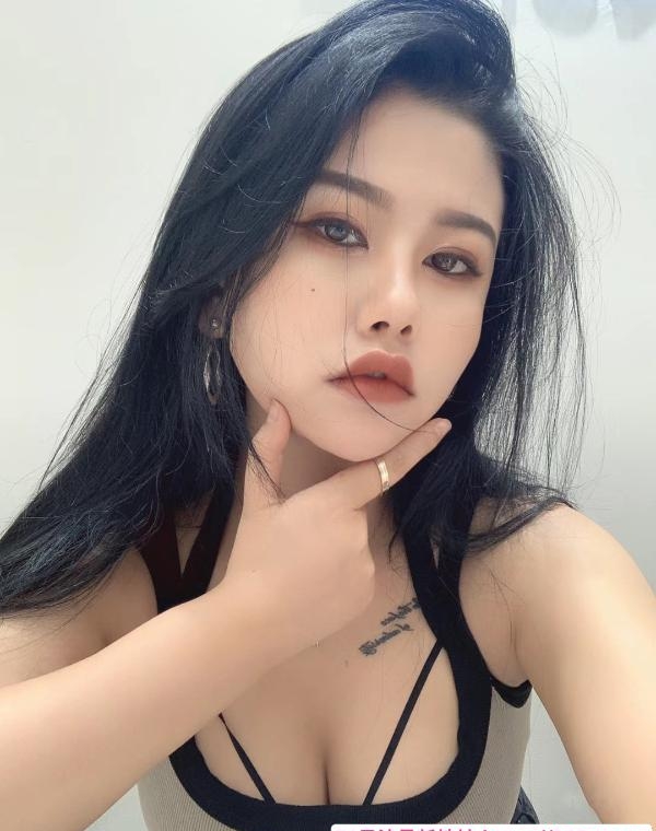 龙华大奶木子 4
