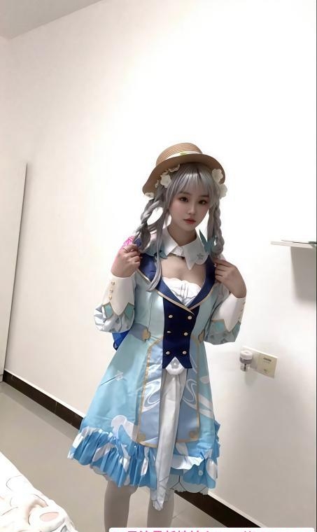 天河二次元cos甜甜 4