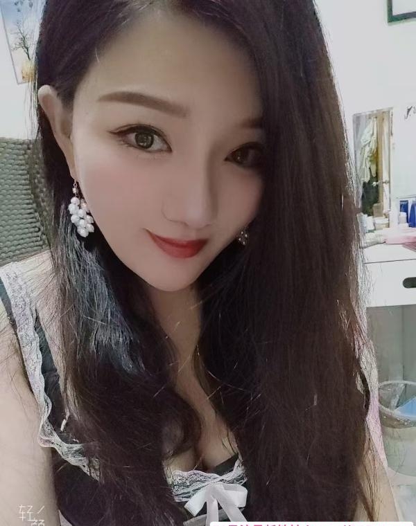 无限火力双飞少妇 4
