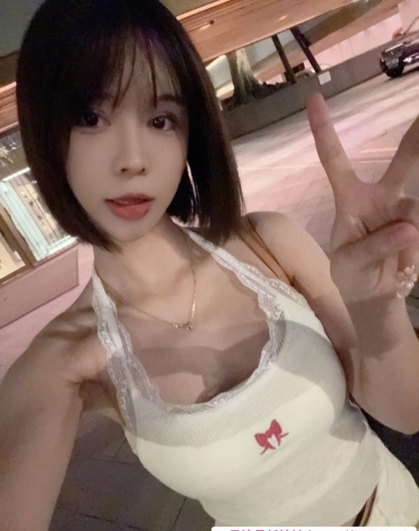 福田反差感大胸萝莉 4