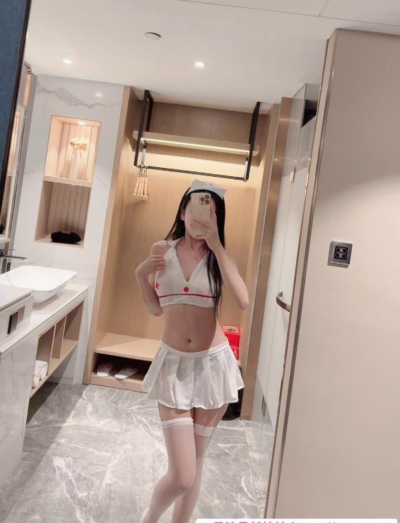 宝安漂亮大胸身材好 4
