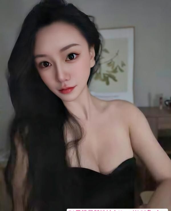 东站颜控大长腿佳佳 1
