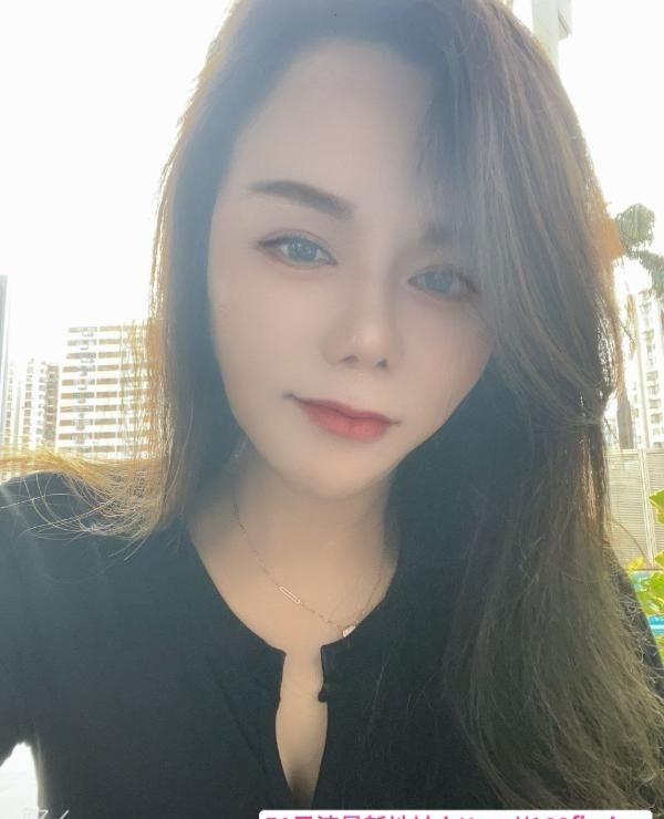 口爆妖娆少妇香香 1