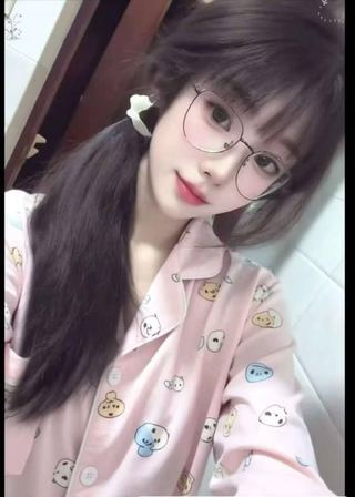 00后气质小妹