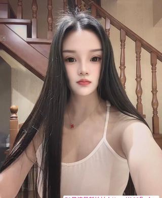 武昌大胸妹
