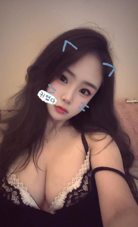 浦东童颜奶牛乳暮暮 1