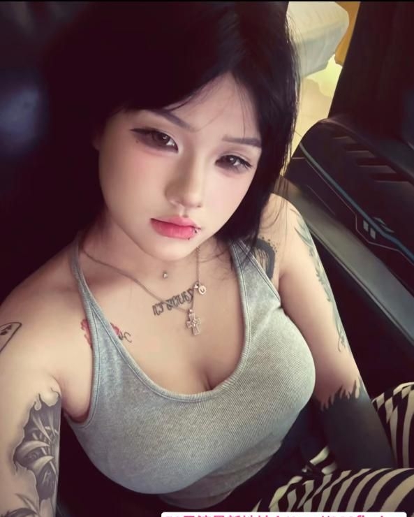 市北纹身精神小妹 3