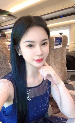 瑜伽老师风骚韵味