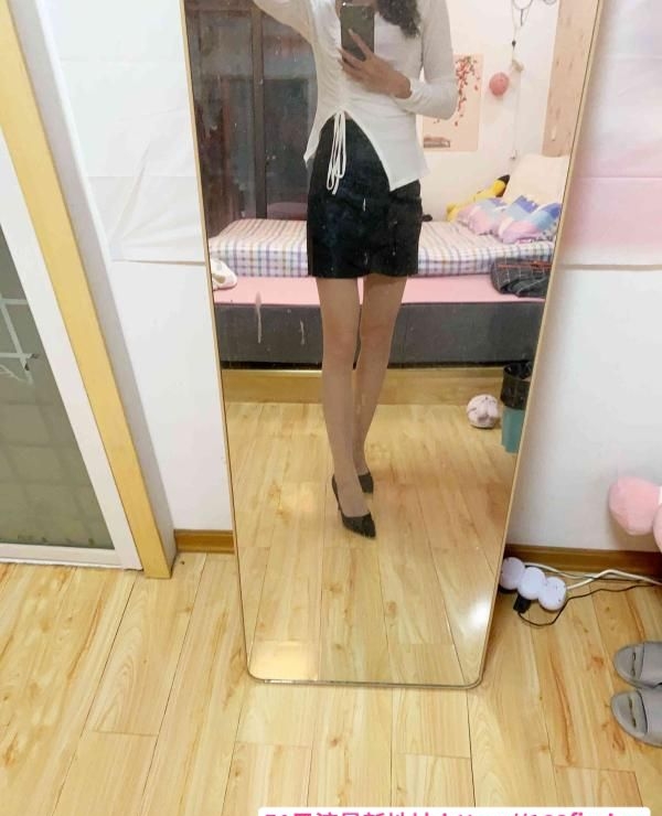 秦淮婷儿 4