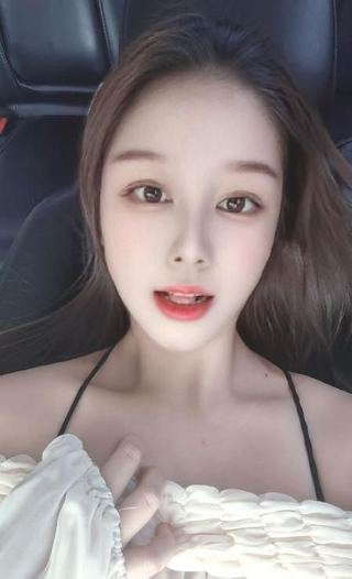 肥臀性感妹子