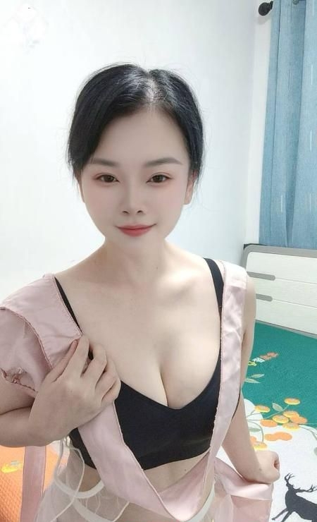 临平吃鸡少妇 1