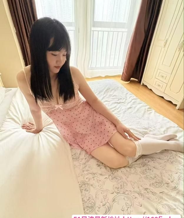 小少妇蜜桃 2